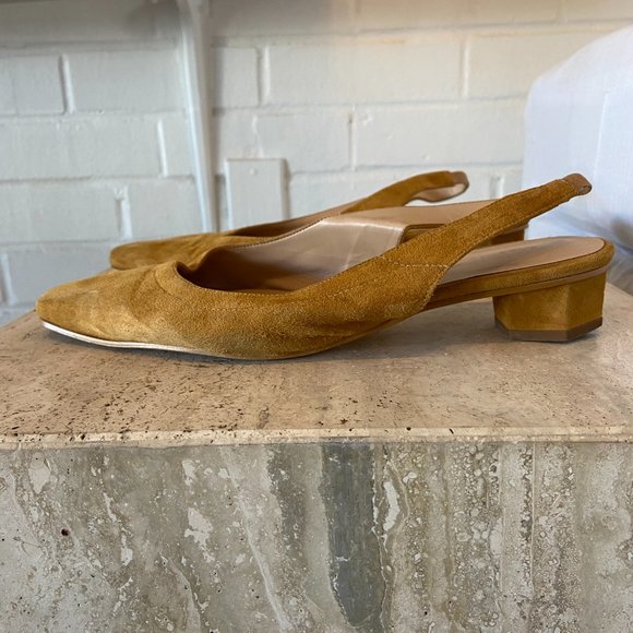 About Arianne Galo Slingback Low Heels - Picture 11 of 11